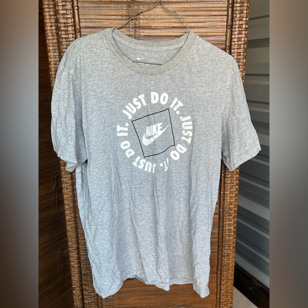 NIKE JDI FUTURA BLENDED T SHIRT L